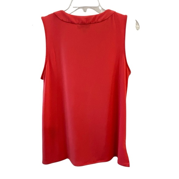 Carmen Marc Valvo Coral V-Neck Sleeveless Top with Gold Details Medium NEW - Picture 4 of 6